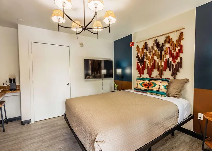 Apartment The Tolleson - Modern I-10 Access *