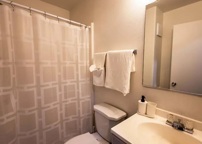 Apartment The Tolleson - Modern I-10 Access *