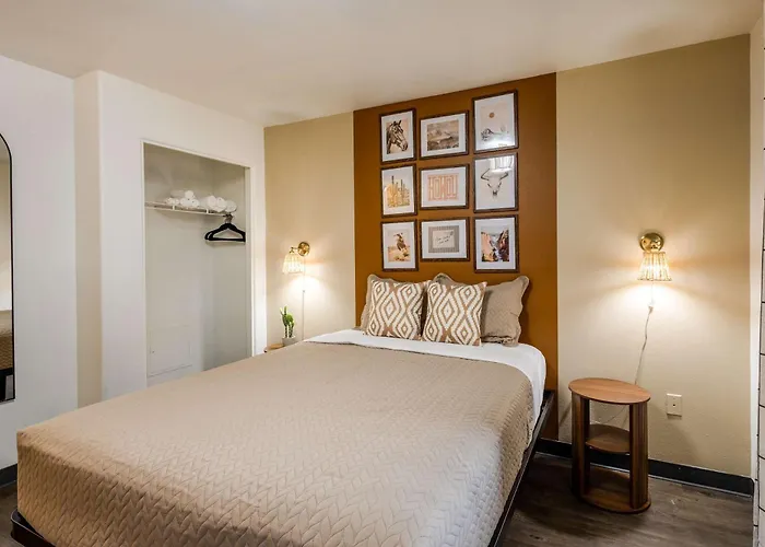 Apartment The Tolleson - Modern I-10 Access *
