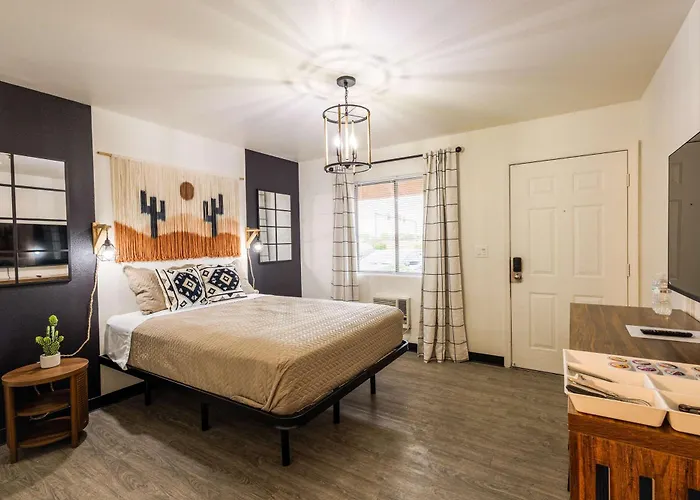 Apartment The Tolleson - Modern I-10 Access
